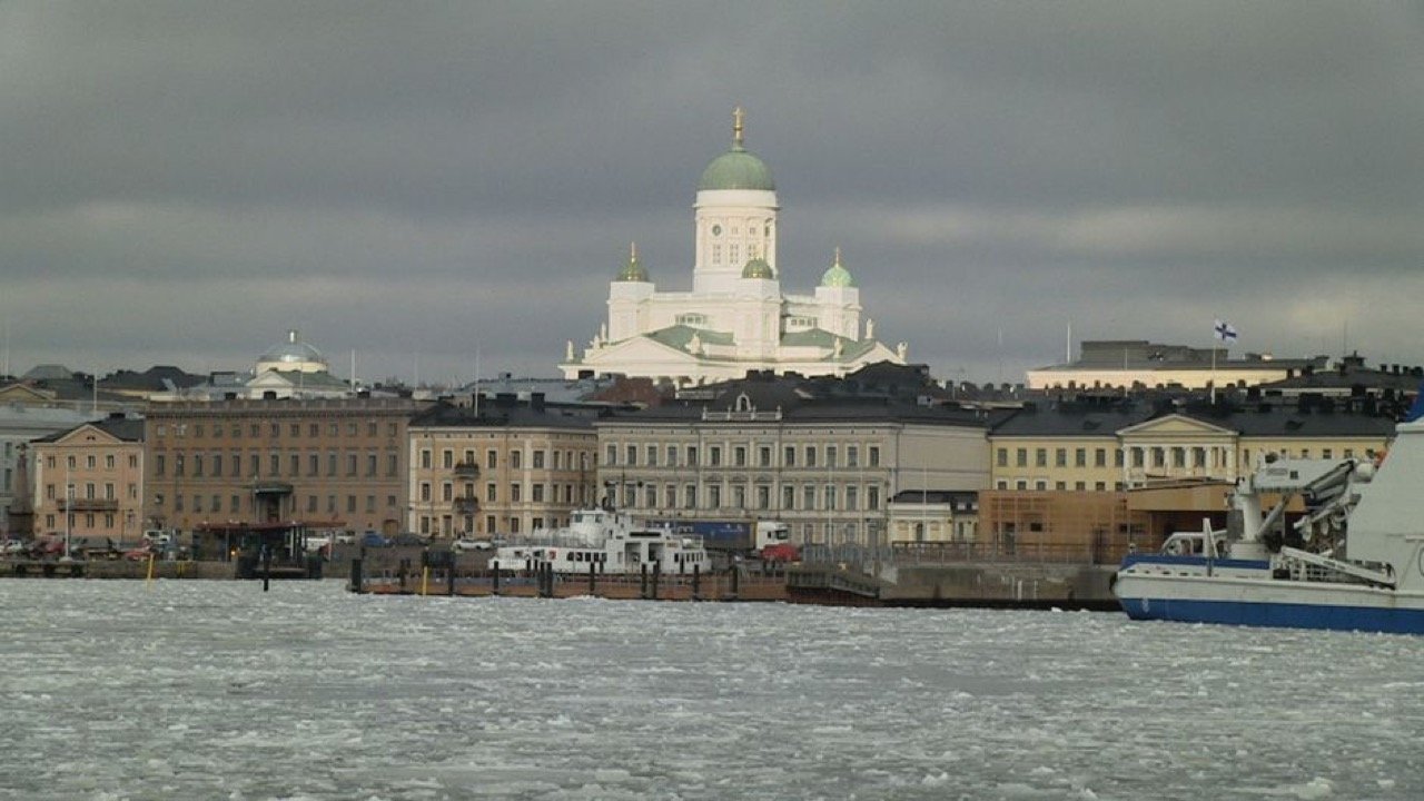 Backdrop image for movie Finland from East to West