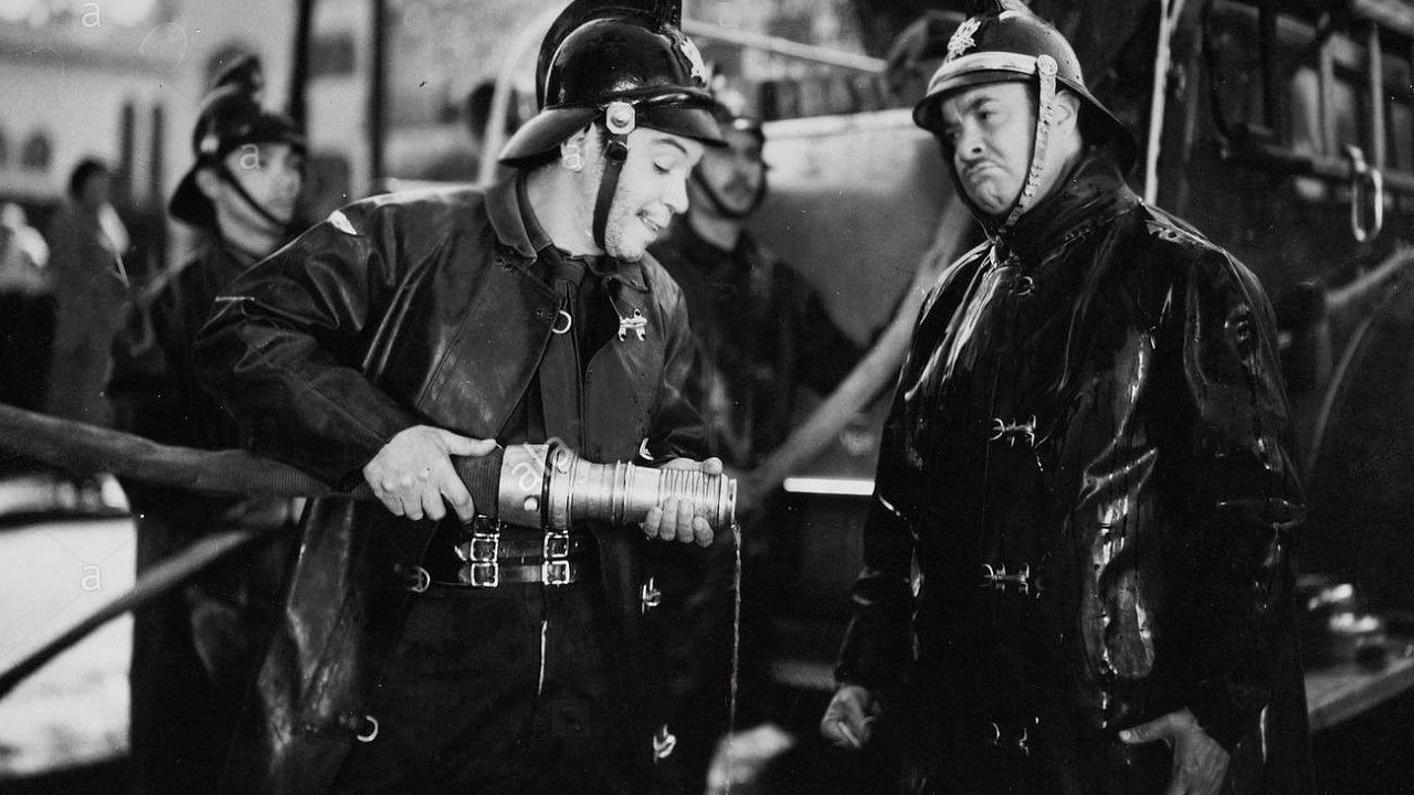 Backdrop image for movie El bombero atómico