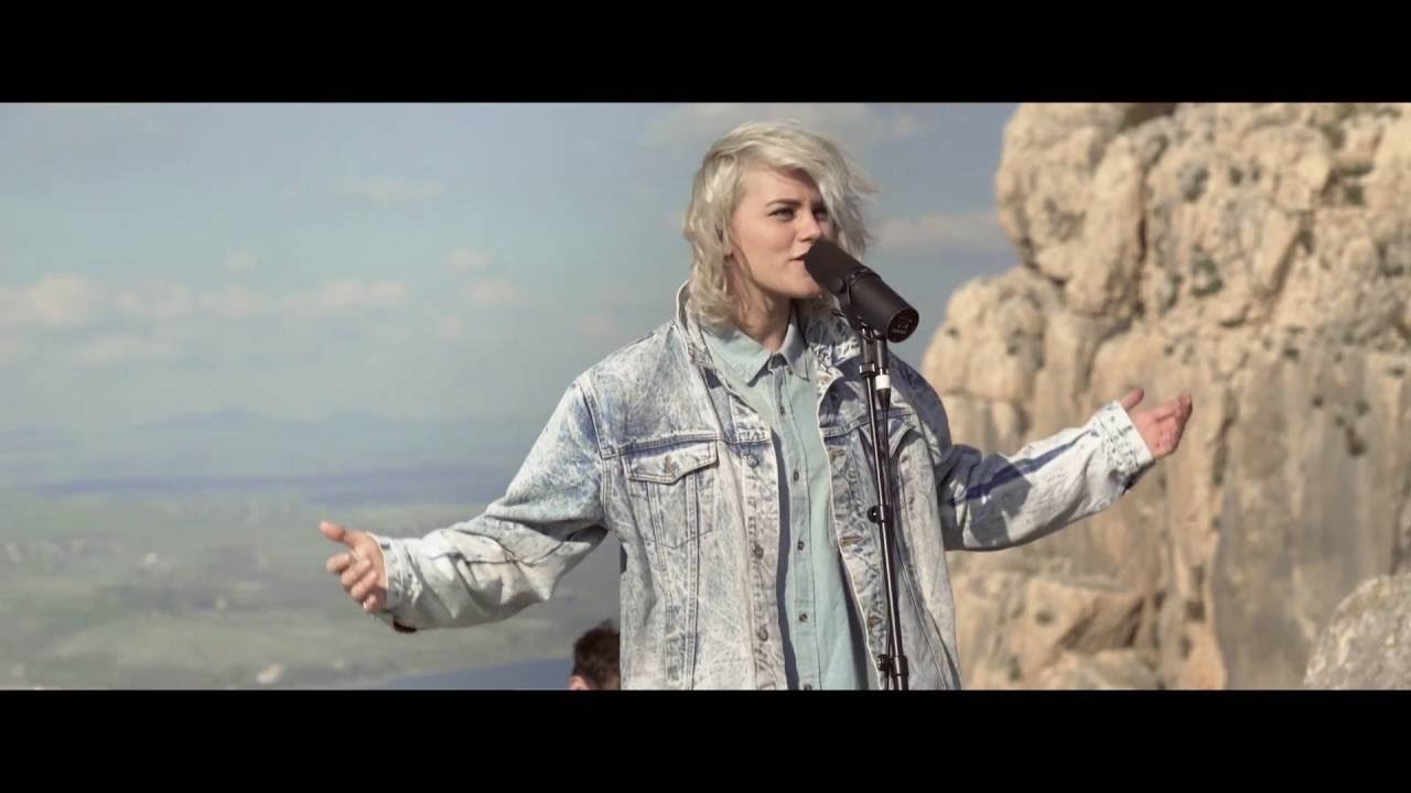 Backdrop image for movie Hillsong United: Of Dirt and Grace (Live From the Land)