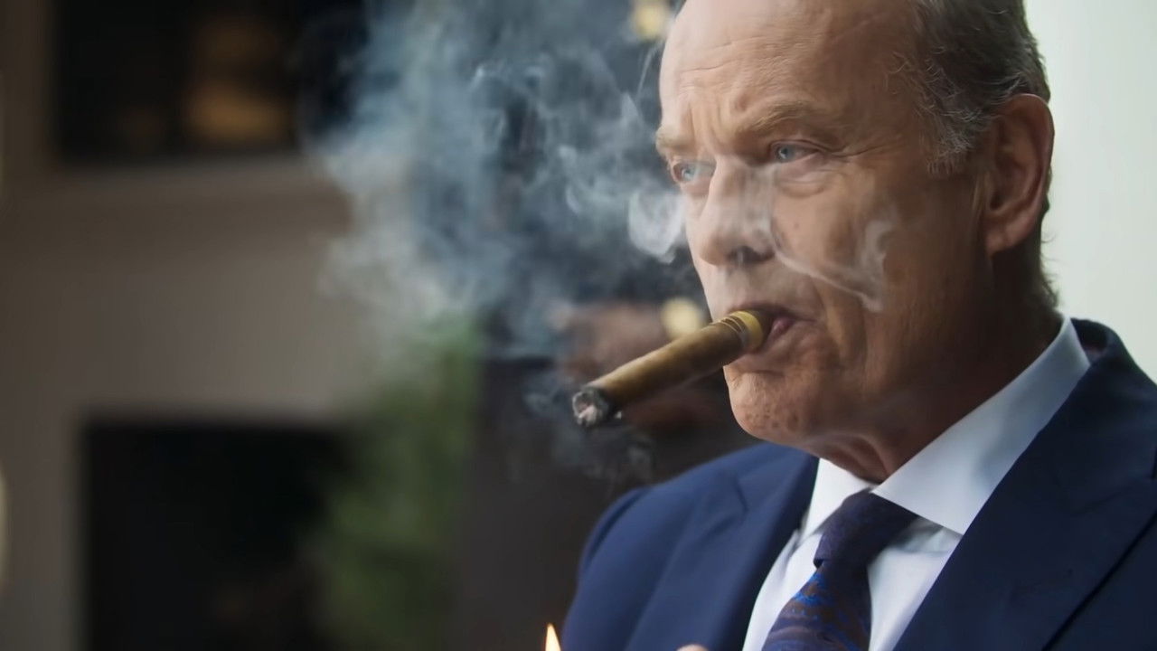 Backdrop image for movie Money Plane