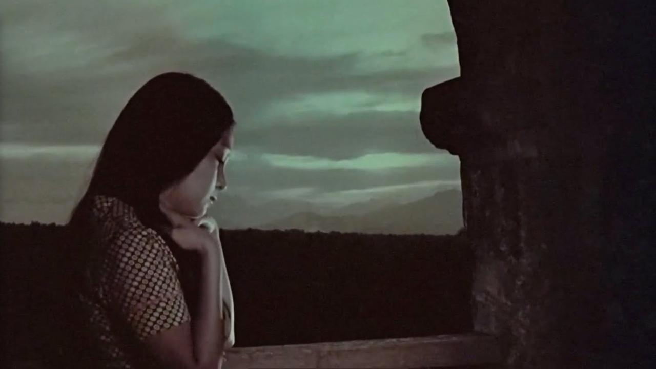 Backdrop image for movie Tatlong Taong Walang Diyos