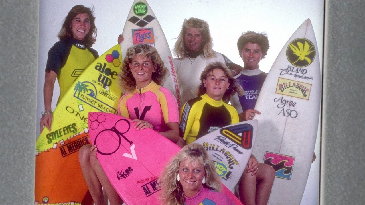 Backdrop image for movie Girls Can't Surf