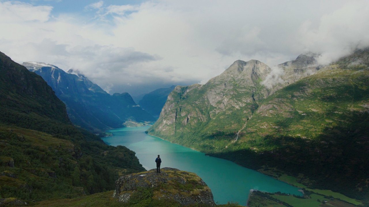 Backdrop image for movie Songs of Earth