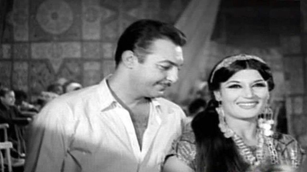 Backdrop image for movie Huwa wa el nessaa