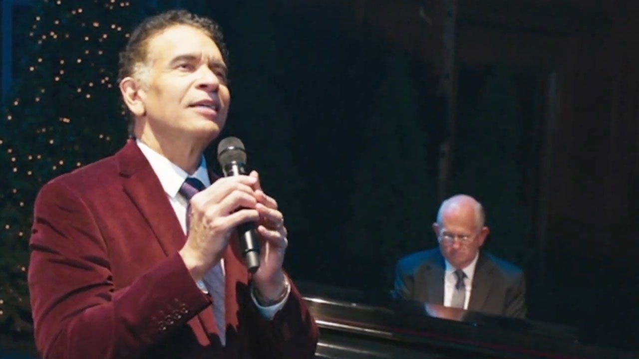 Backdrop image for movie 20 Years of Christmas With The Tabernacle Choir