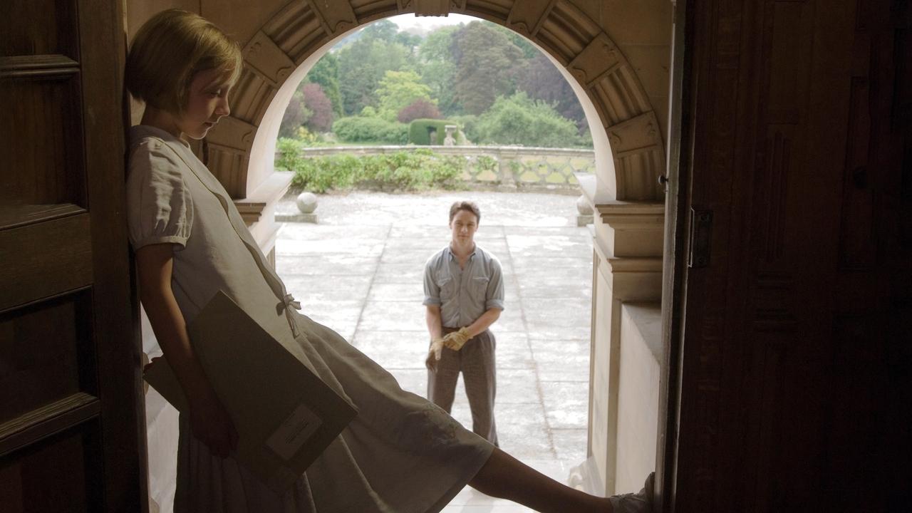 Backdrop image for movie Atonement