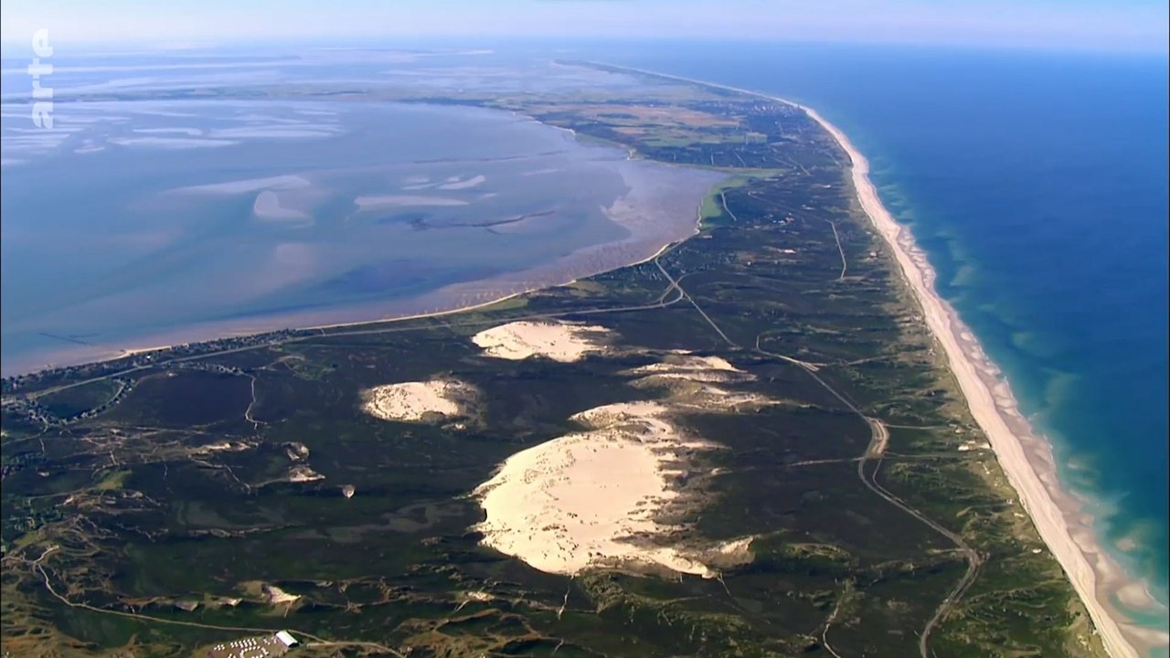 Backdrop image for movie Sylt - Wellen, Wind und Watt