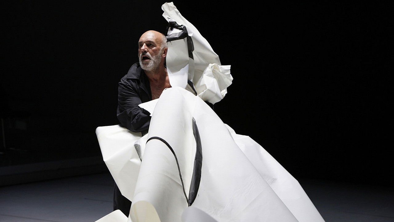 Backdrop image for movie Moses und Aron