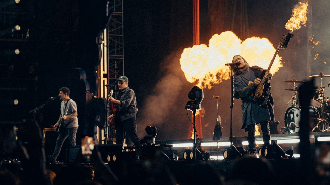 Backdrop image for movie Fall Out Boy - So Much for (2our) Dust: Live from Madison Square Garden