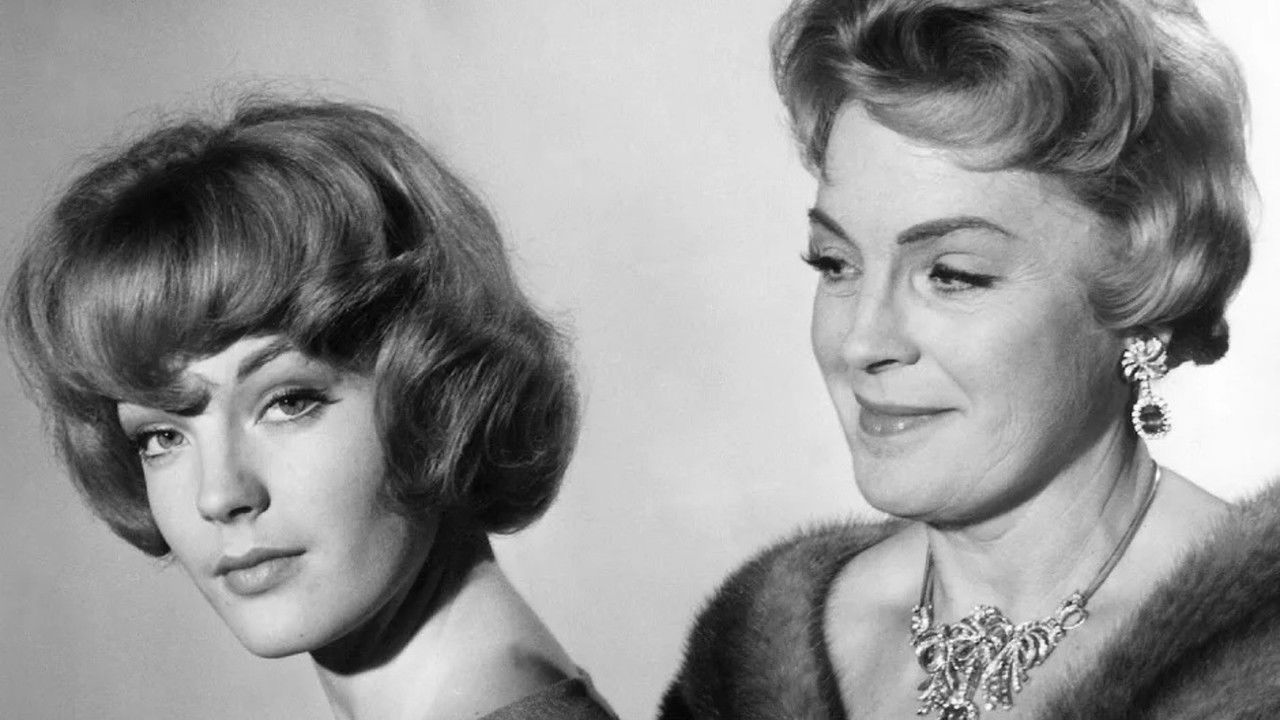 Backdrop image for movie Romy and Magda Schneider: Mother - Daughter - Rivals?