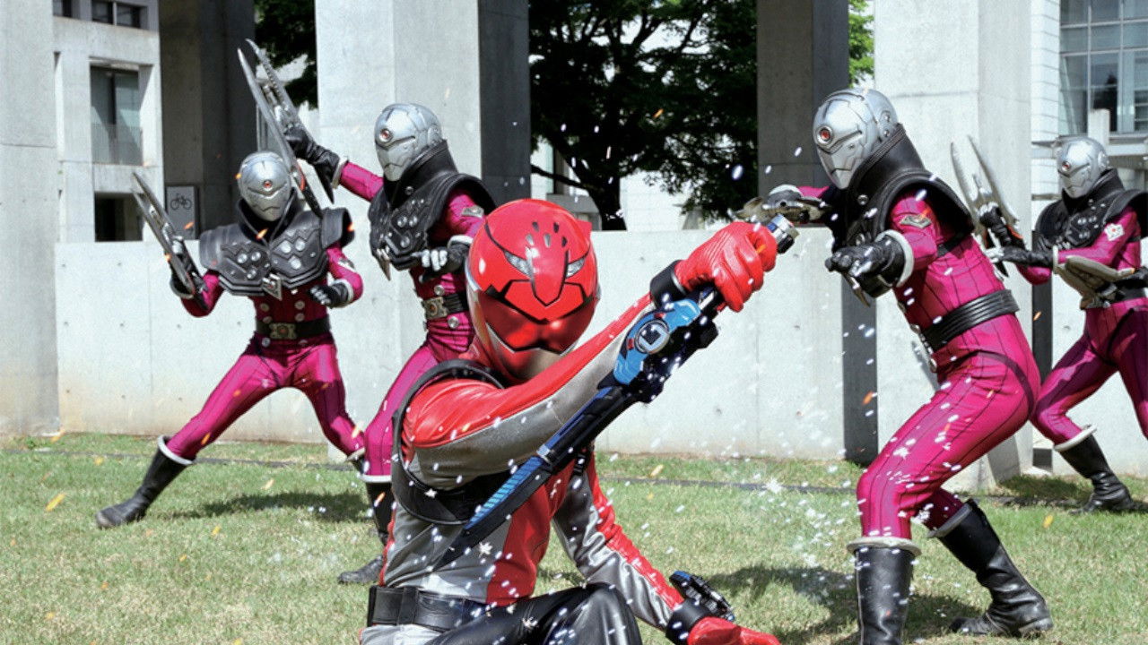 Backdrop image for movie Tokumei Sentai Go-Busters the Movie: Protect the Tokyo Enetower!