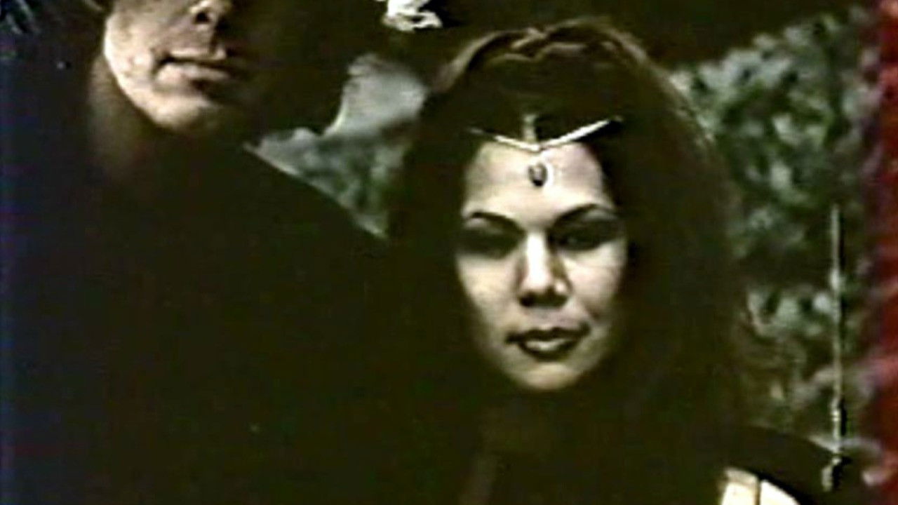 Backdrop image for movie The Greedy Ones