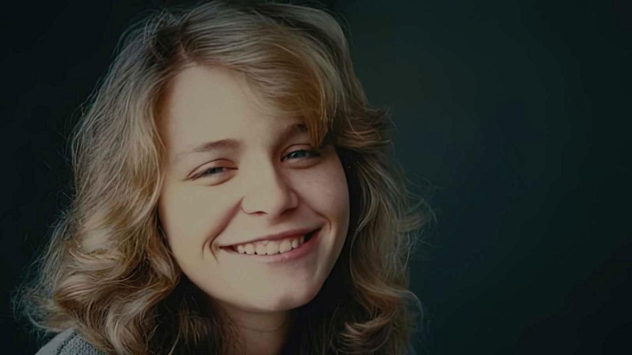 Backdrop image for movie Girl in the Picture