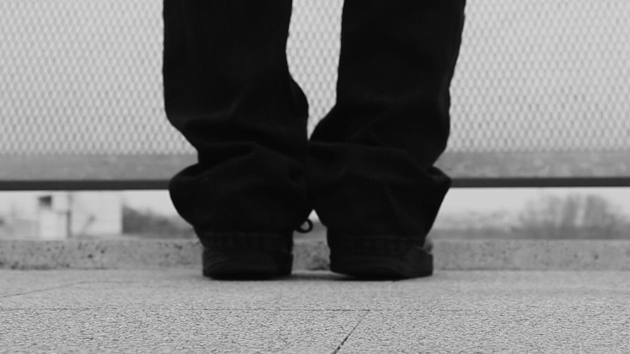 Backdrop image for movie Stucked