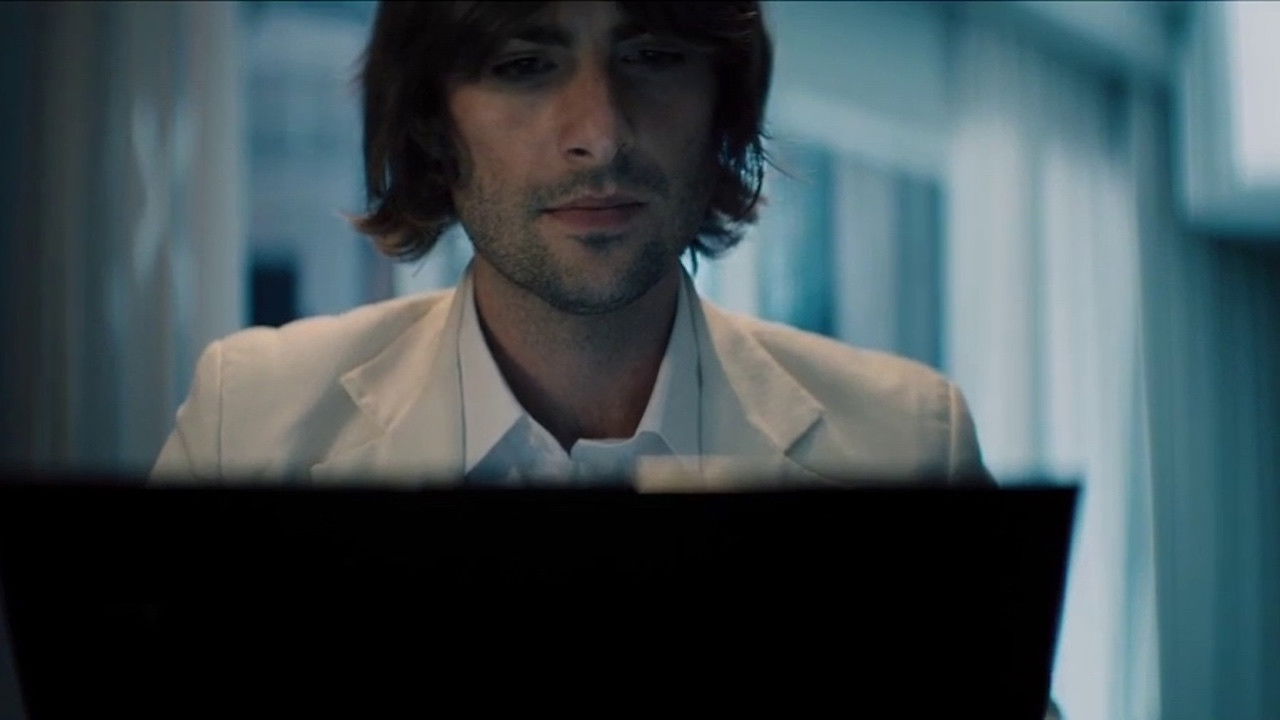 Backdrop image for movie Modern/Love