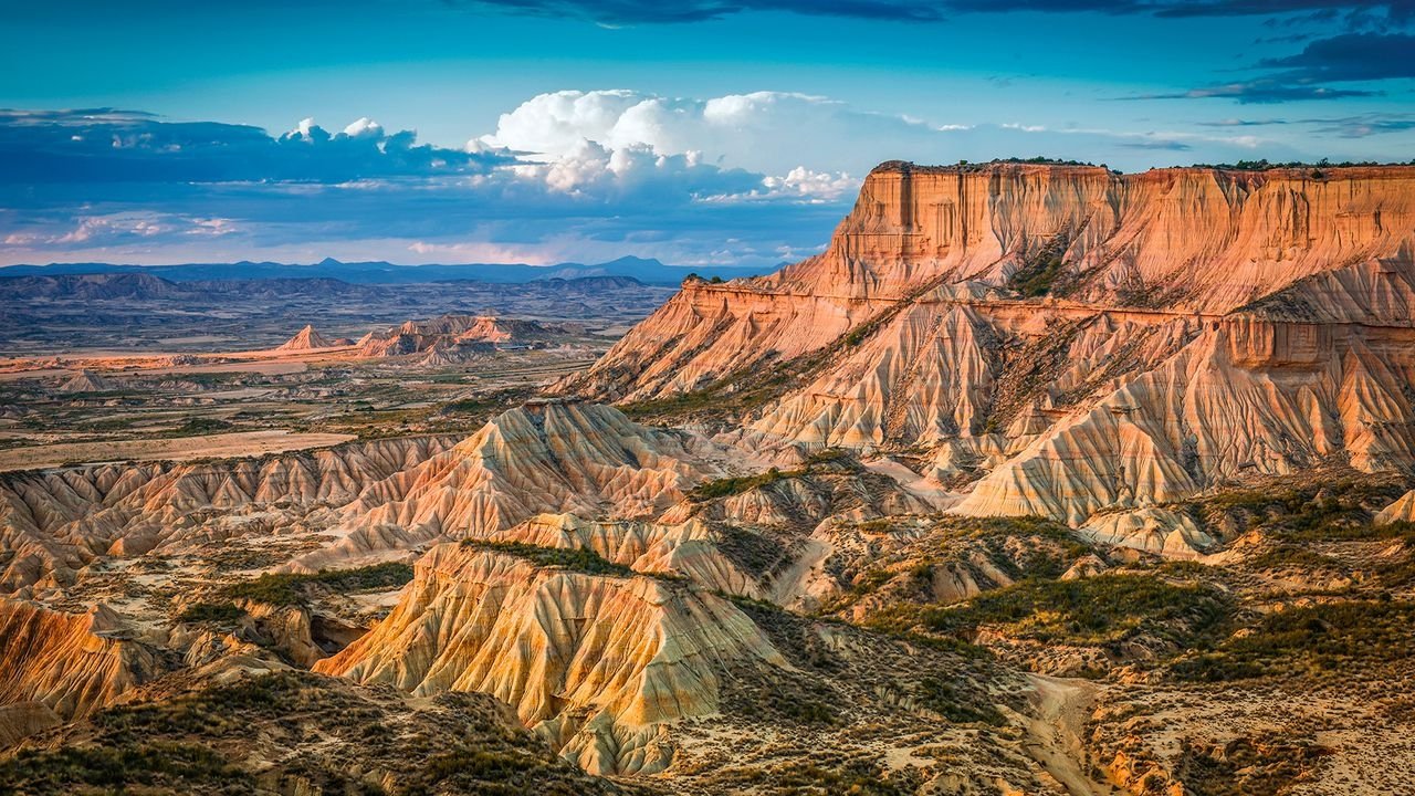 Backdrop image for movie Europe‘s Largest Desert