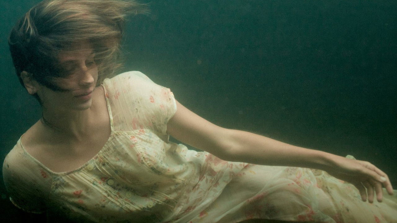 Backdrop image for movie Elena