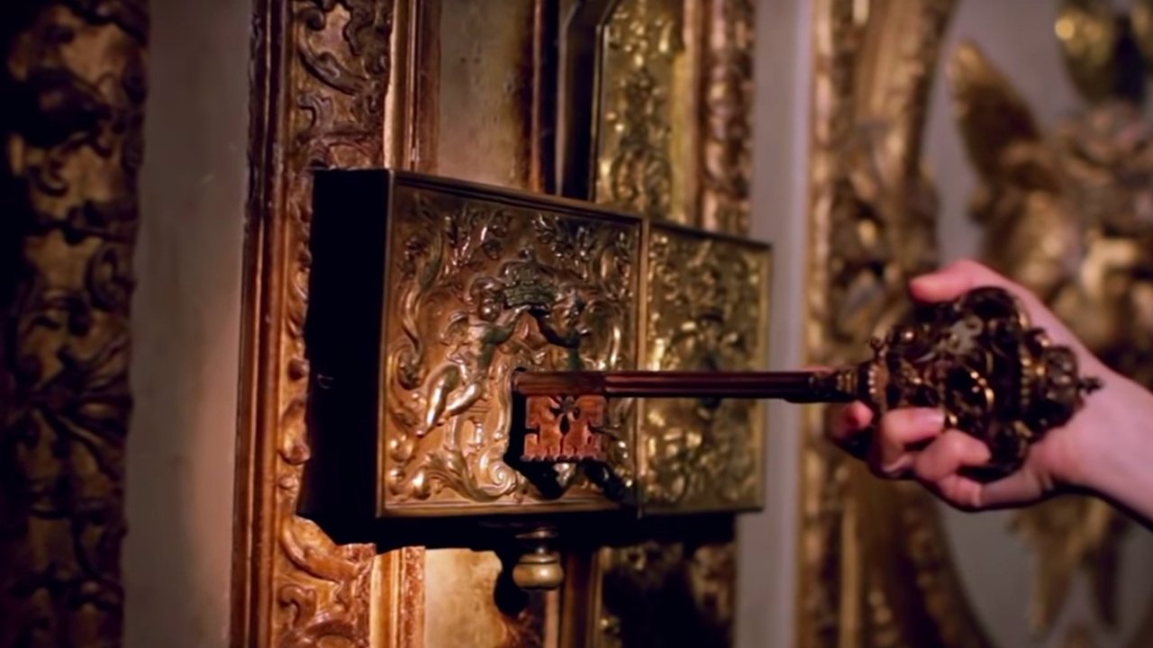 Backdrop image for movie Versailles' Dirty Secrets