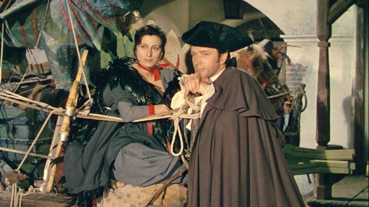 Backdrop image for movie The Golden Coach