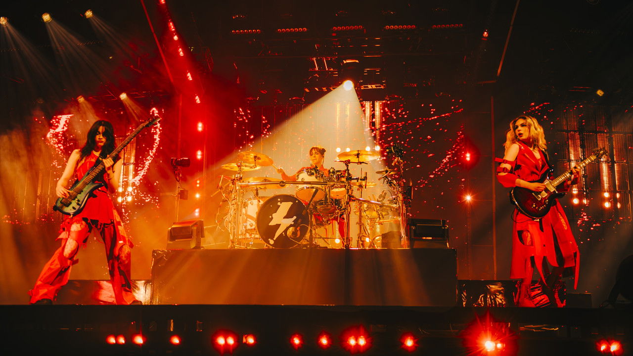 Backdrop image for movie The Warning Live From Auditorio Nacional, CDMX