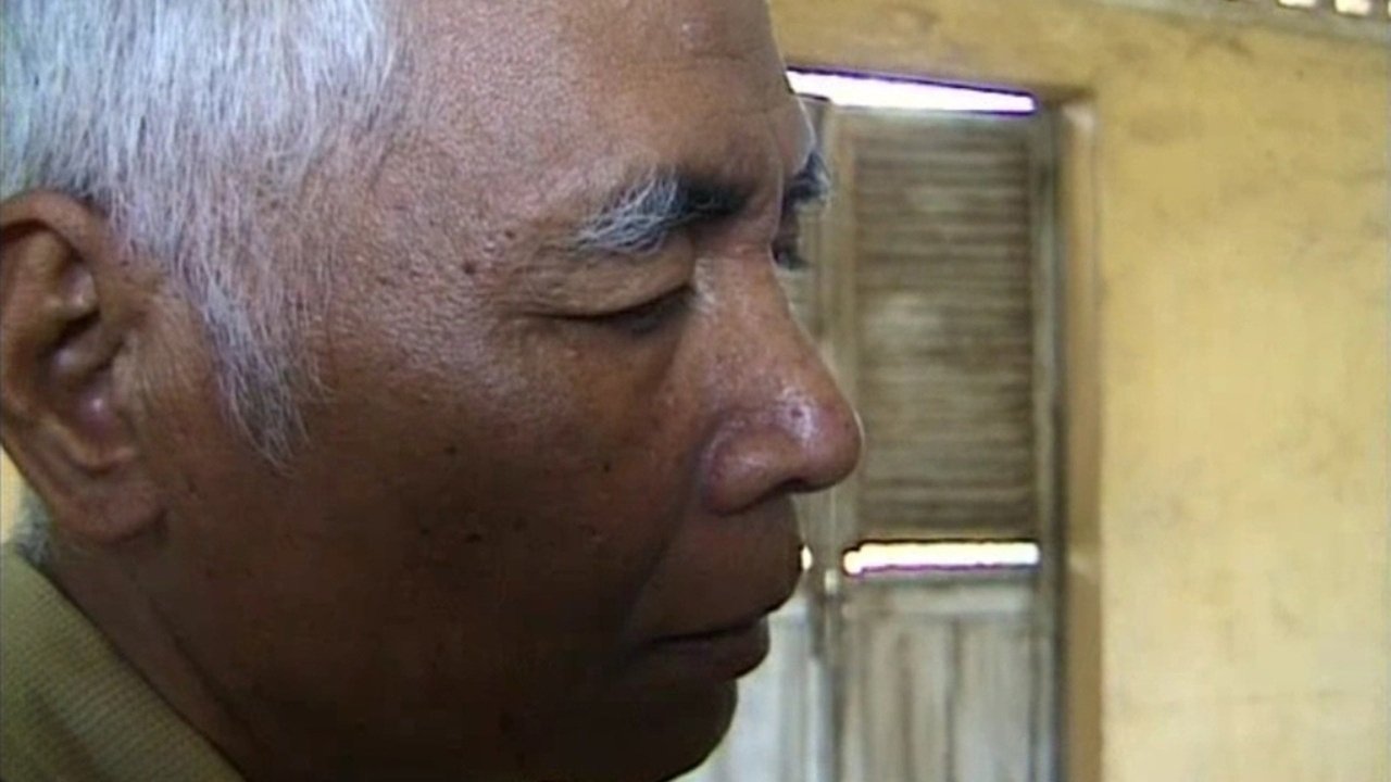 Backdrop image for movie S21: The Khmer Rouge Killing Machine