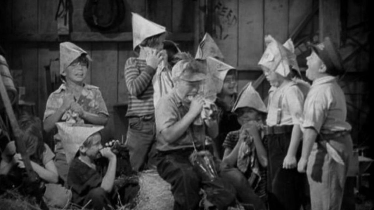 Backdrop image for movie Fightin' Fools