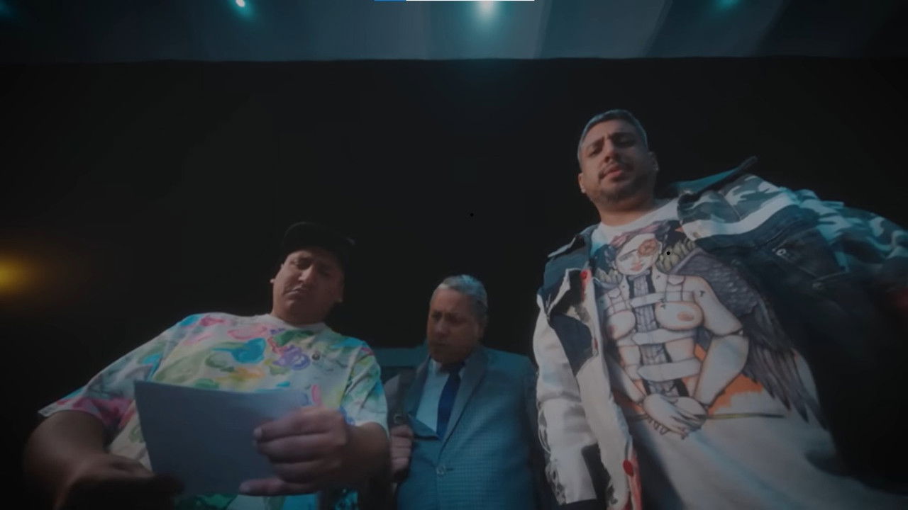 Backdrop image for movie Hablando Huevadas : ¡Hijo de...!