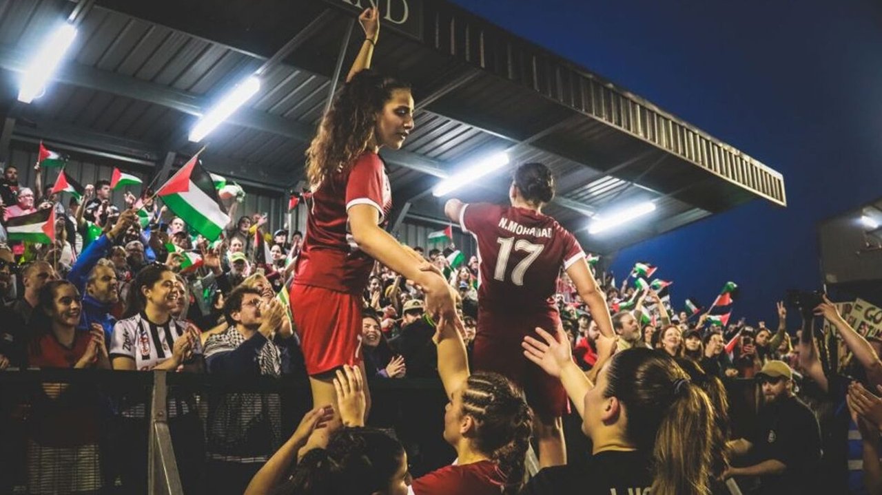Backdrop image for movie Let It Bring Hope: Bohemians v Palestine