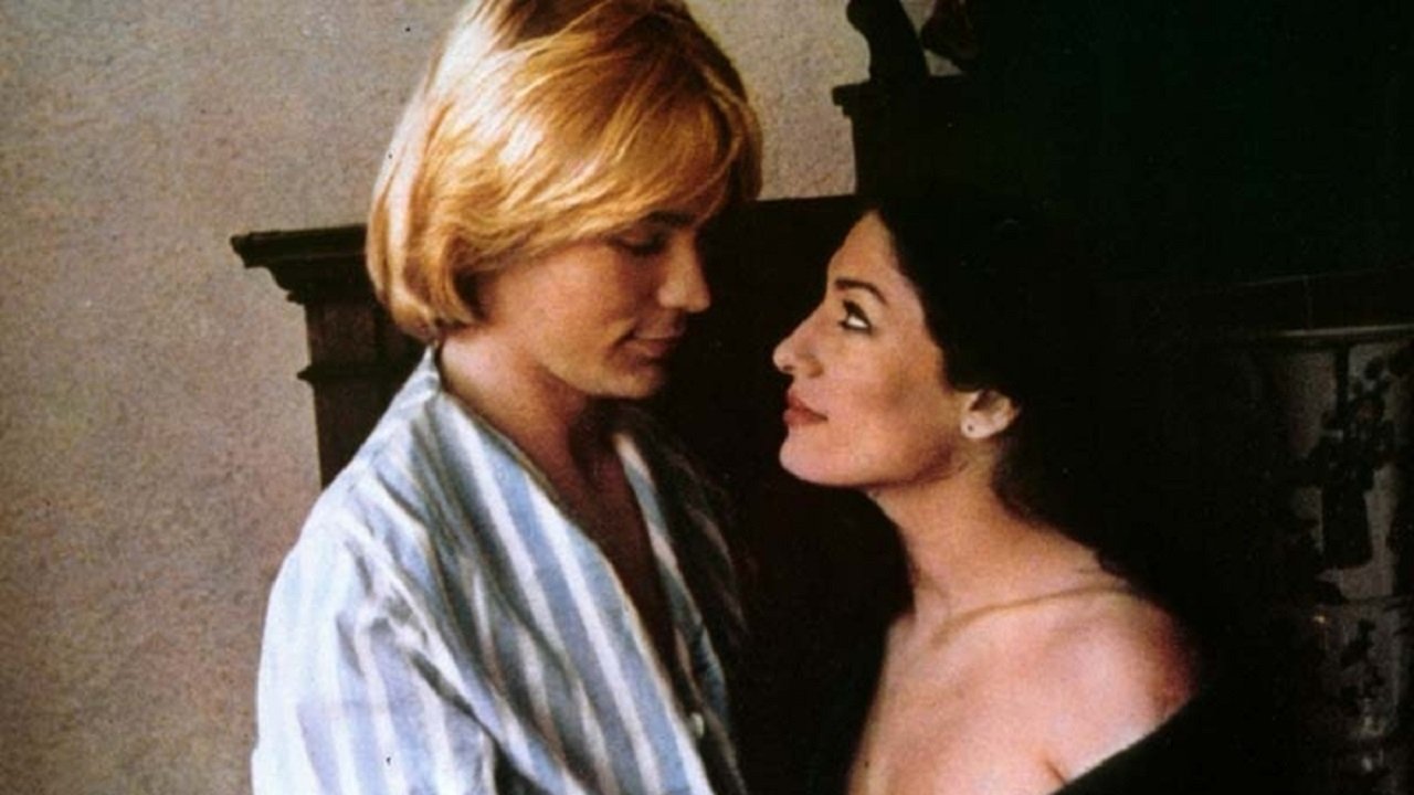 Backdrop image for movie Love Hotel - Full Service