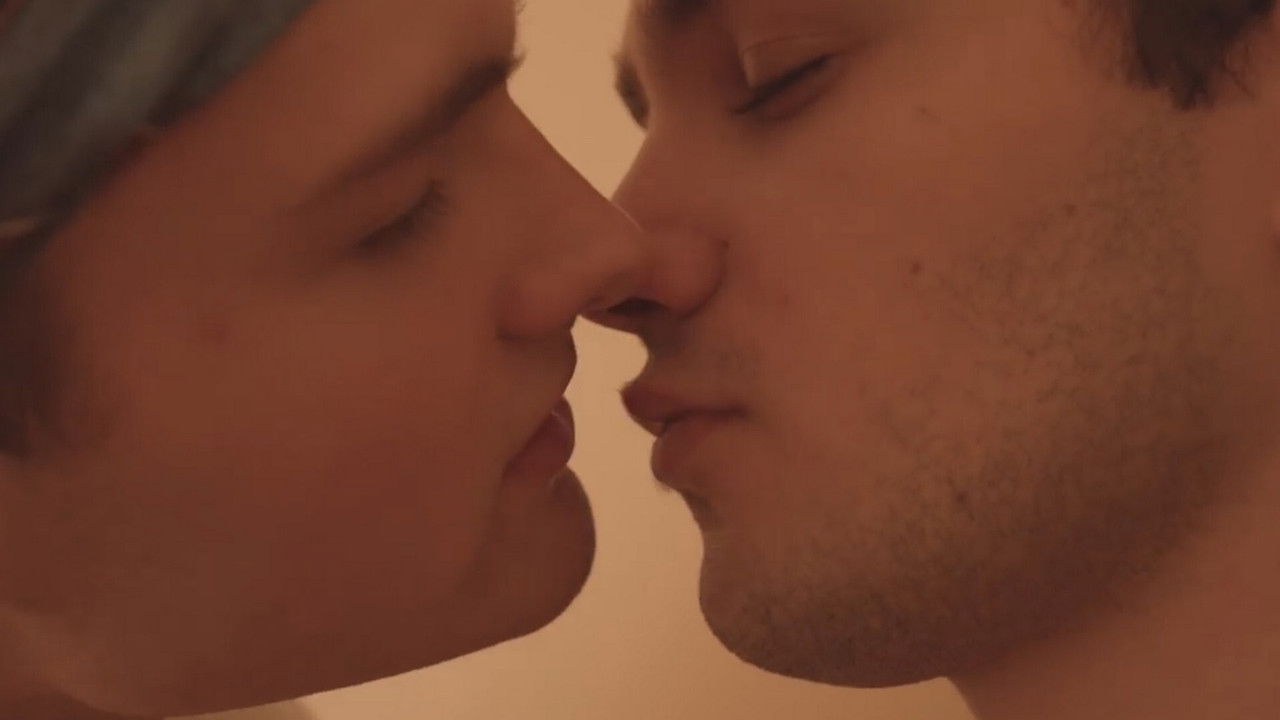 Backdrop image for movie Room Closet: Truth or Dare