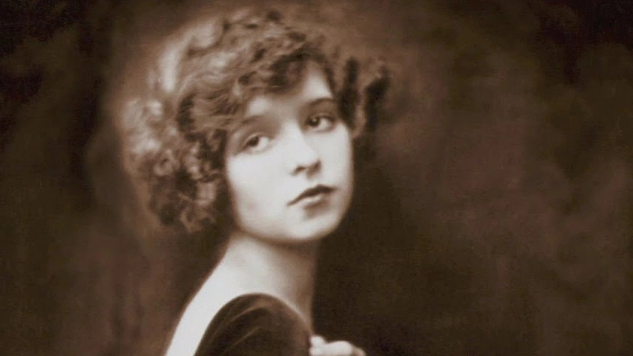 Backdrop image for movie Clara Bow: Discovering the It Girl