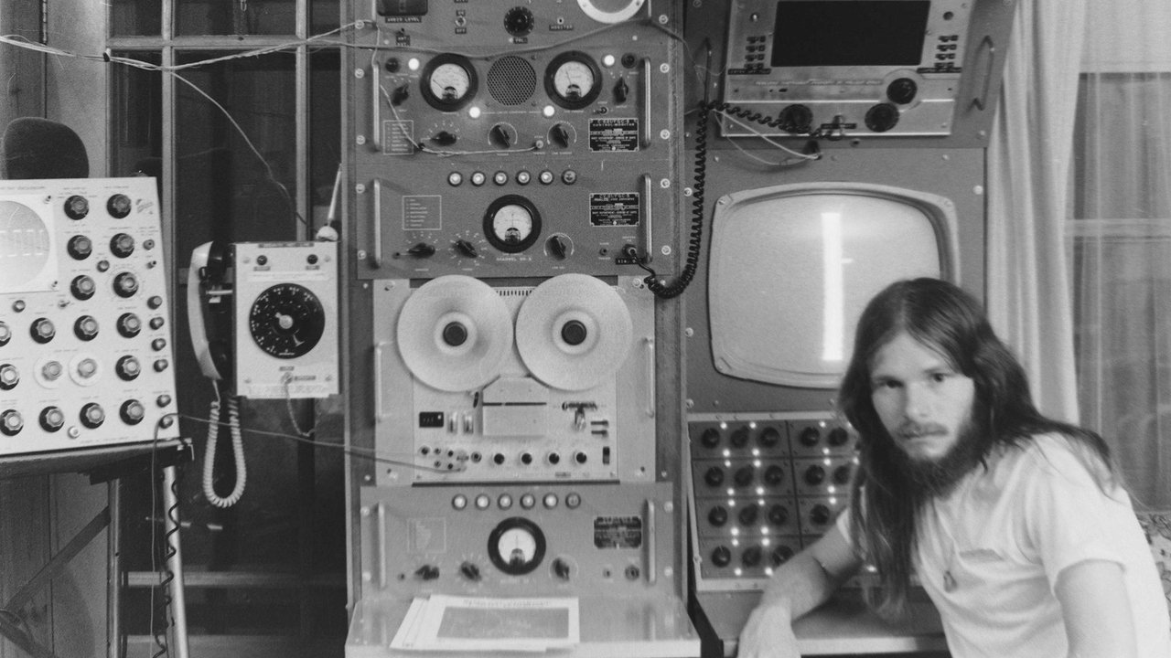 Backdrop image for movie John Was Trying to Contact Aliens