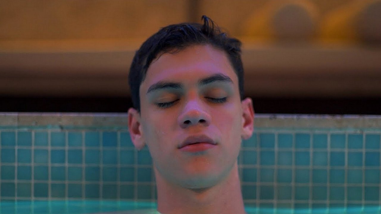 Backdrop image for movie You Before Me