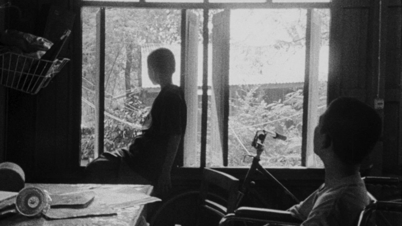 Backdrop image for movie Mysterious Object at Noon