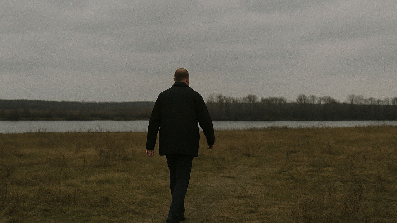 Backdrop image for movie The Man Walking to the River