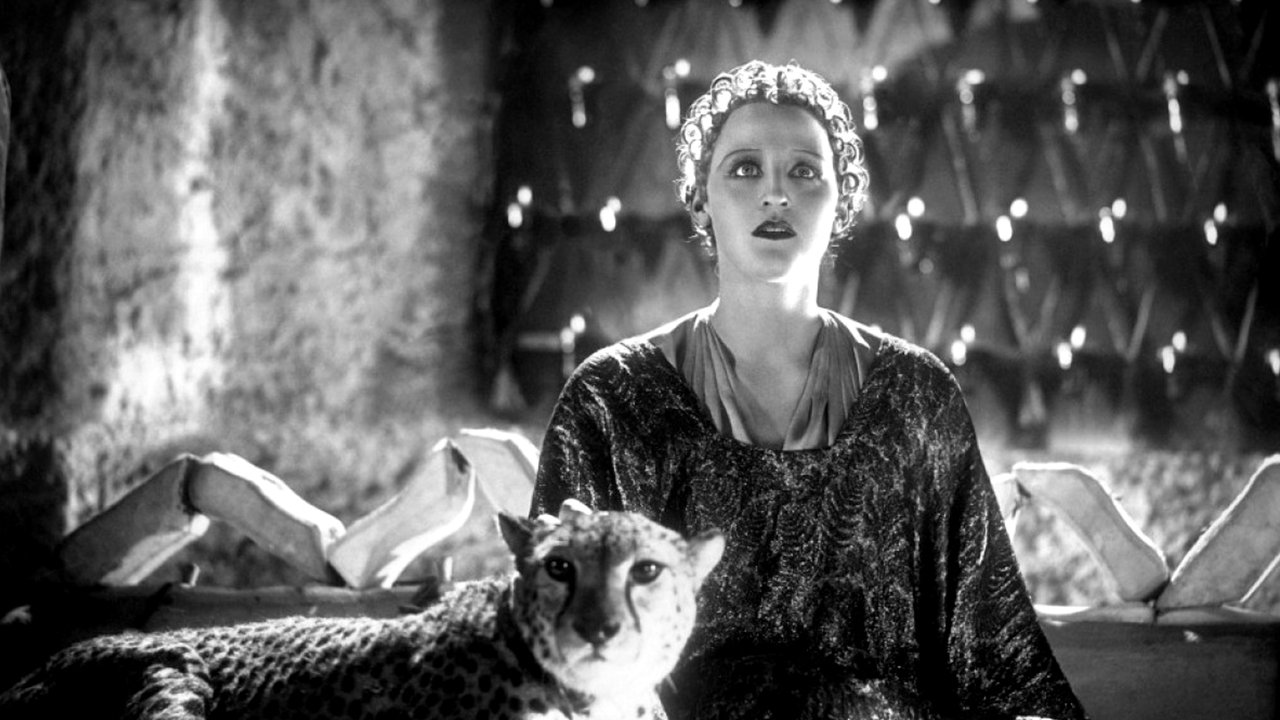 Backdrop image for movie Queen of Atlantis