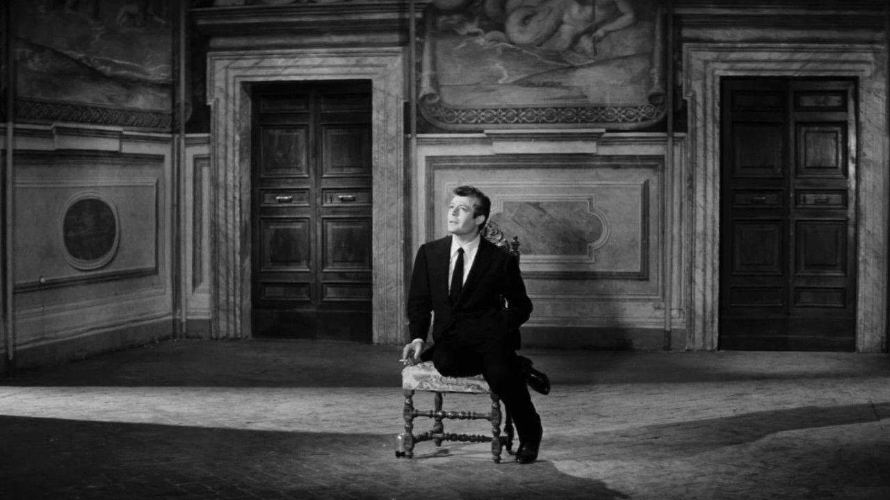 Backdrop image for movie La Dolce Vita