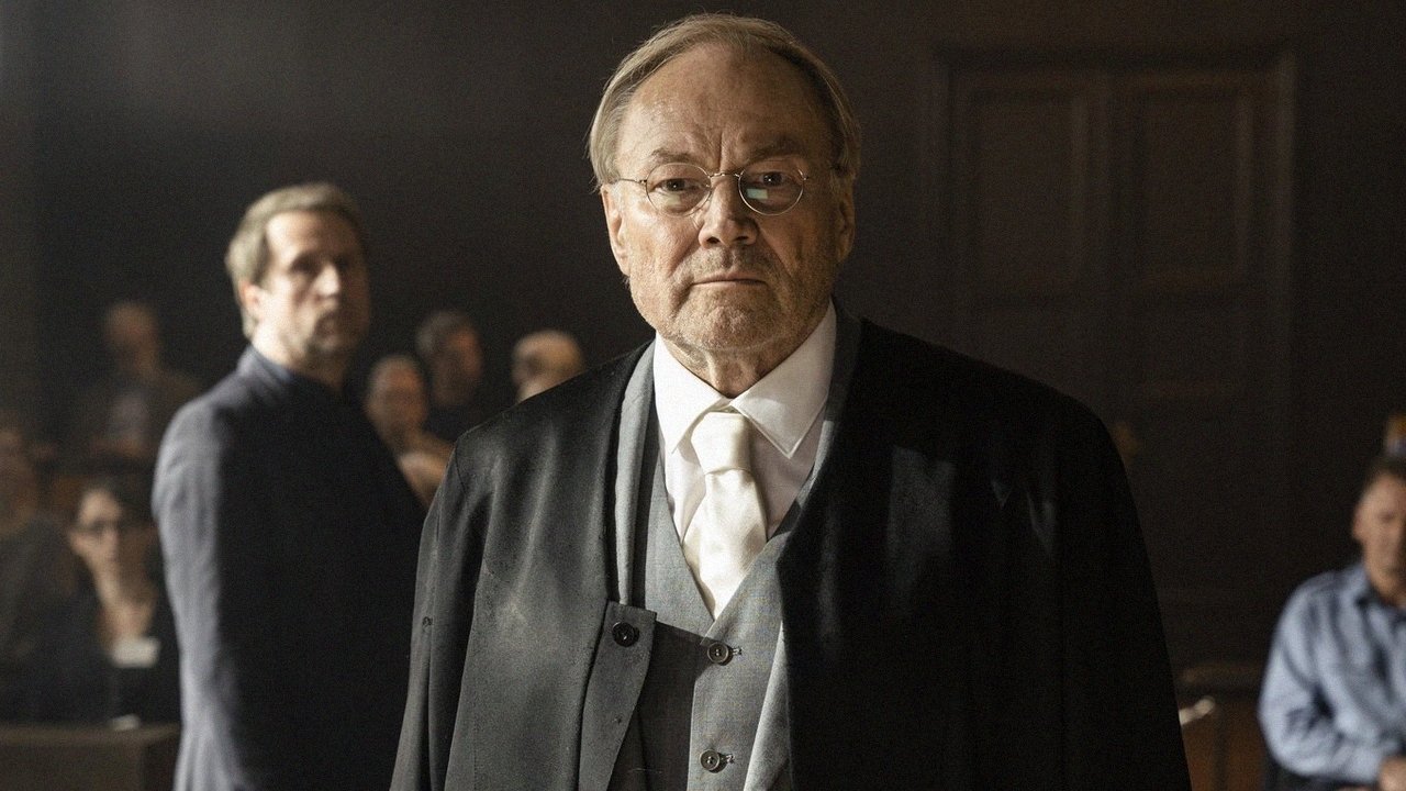 Backdrop image for movie Ferdinand von Schirach: Feinde – Der Prozess