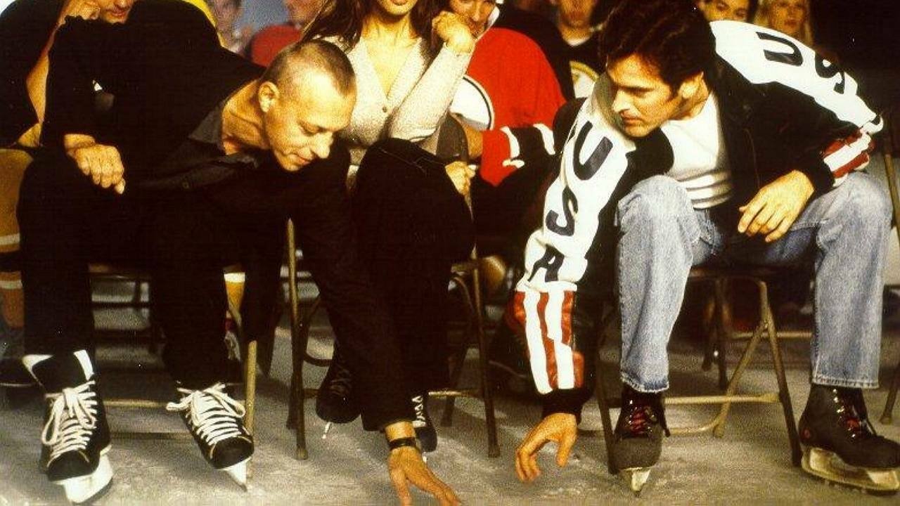 Backdrop image for movie La Patinoire