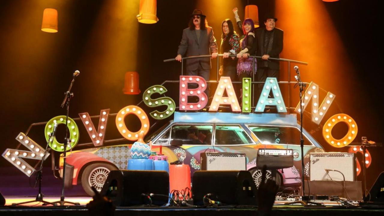 Backdrop image for movie Acabou Chorare Novos Baianos se Encontram