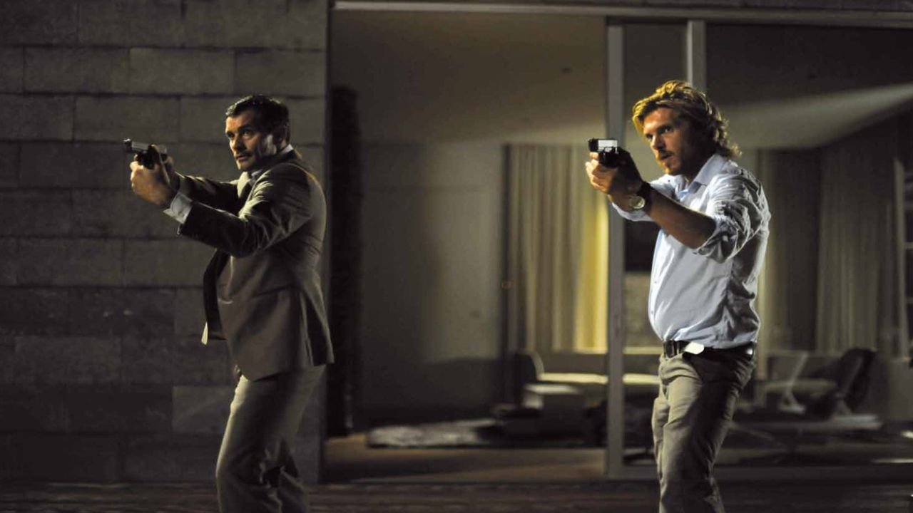 Backdrop image for movie The Memory of a Killer