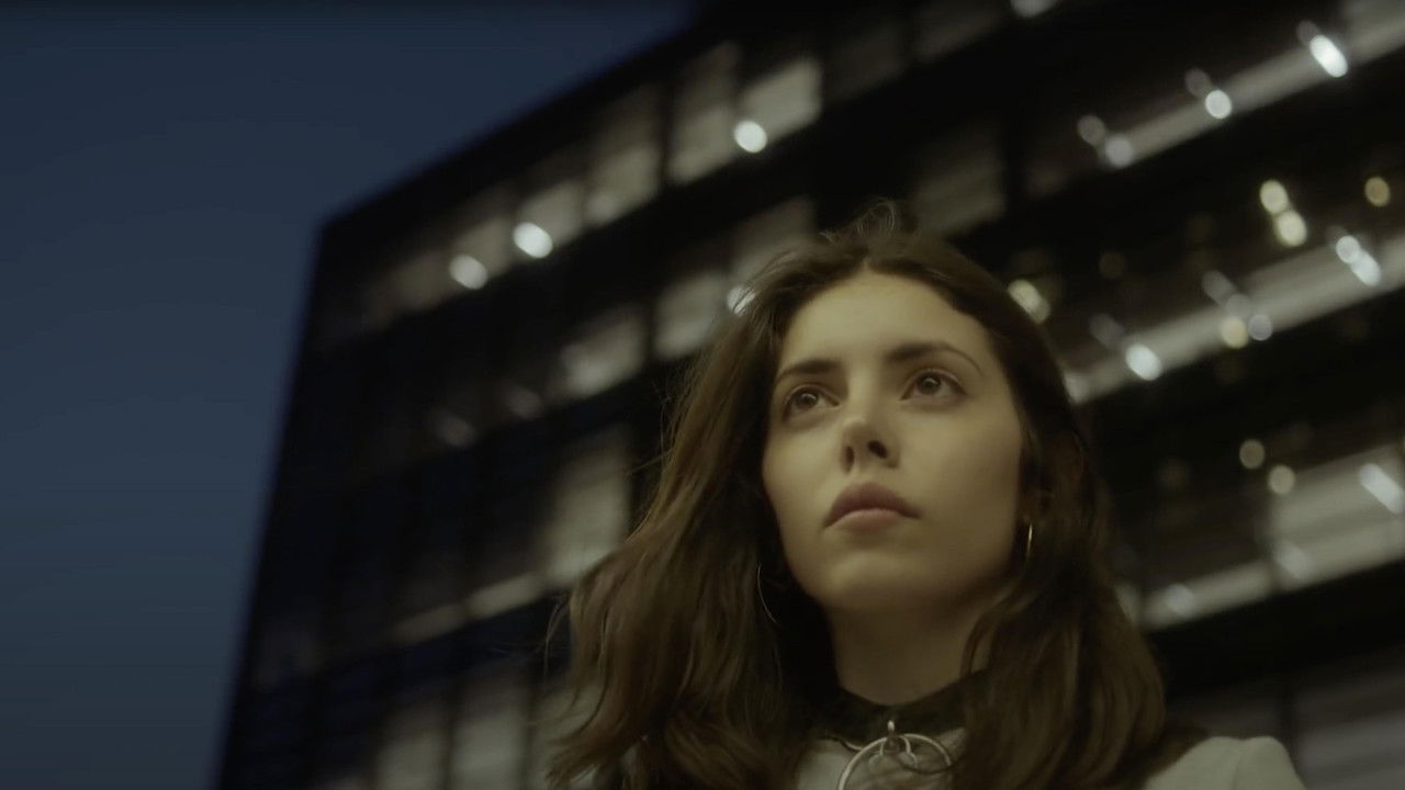 Backdrop image for movie Mia