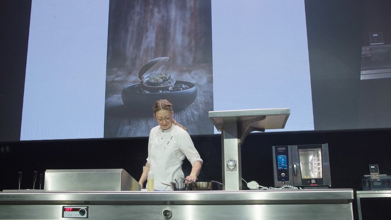 Backdrop image for movie She Chef