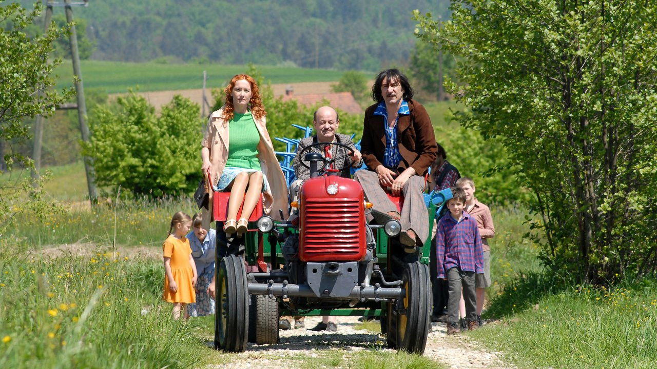 Backdrop image for movie Tractor, Love and Rock'n'roll
