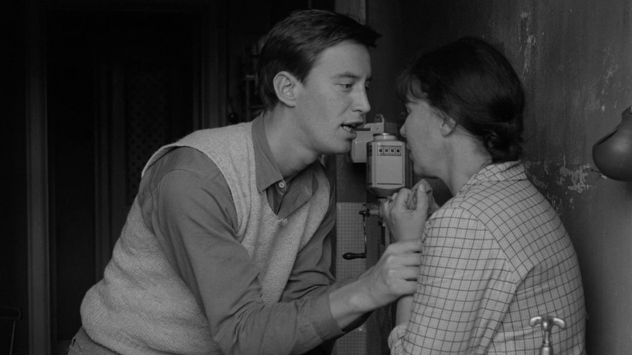 Backdrop image for movie Raven's End