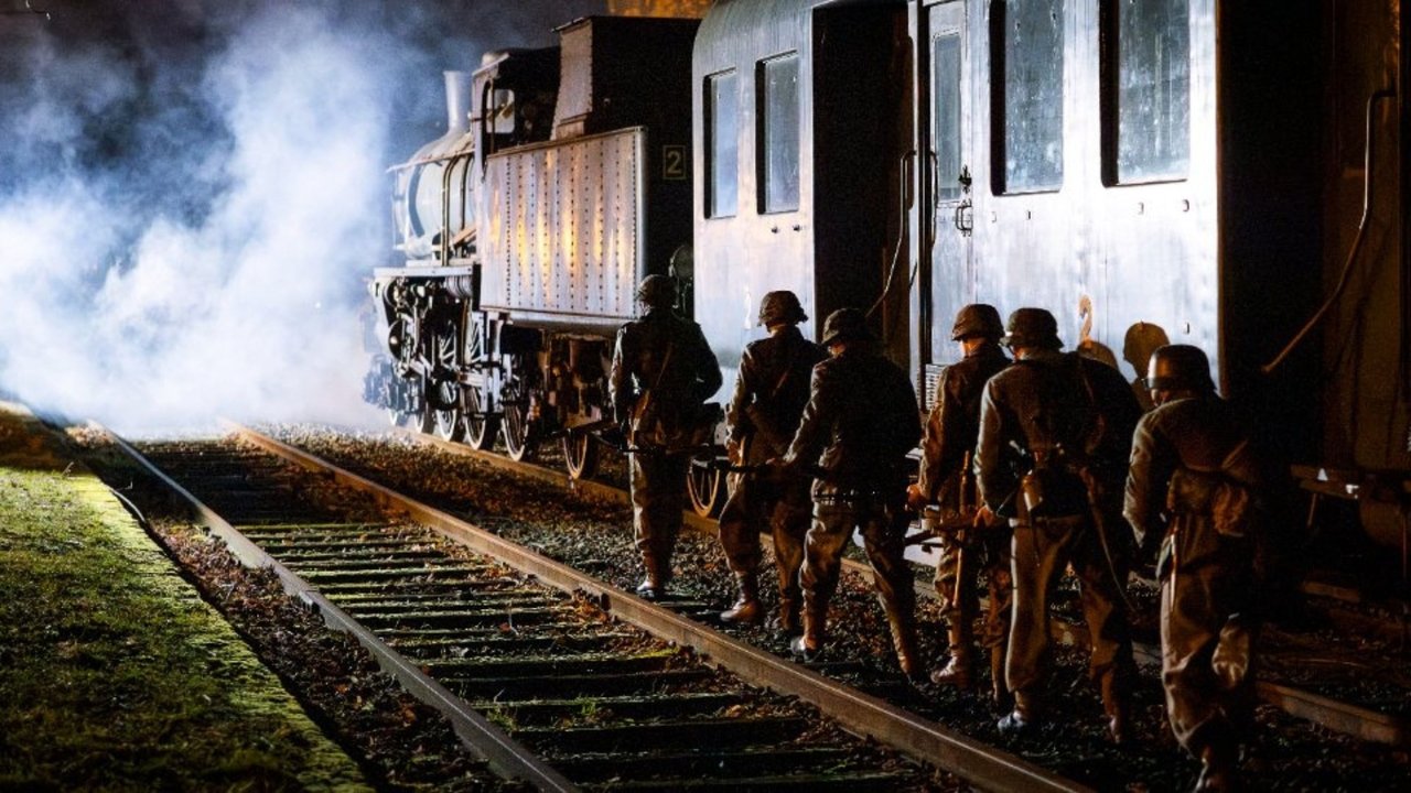 Backdrop image for movie Ascq 44
