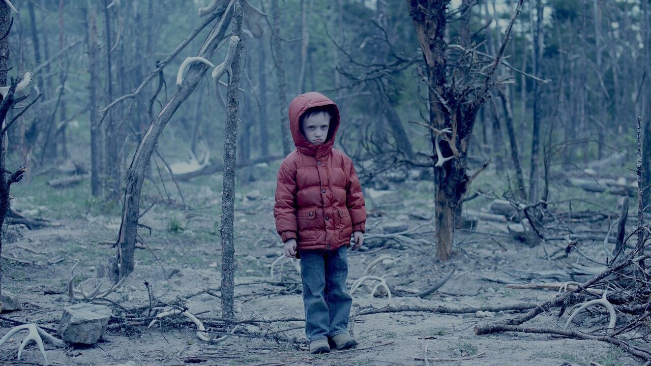 Backdrop image for movie Devil in the Dark