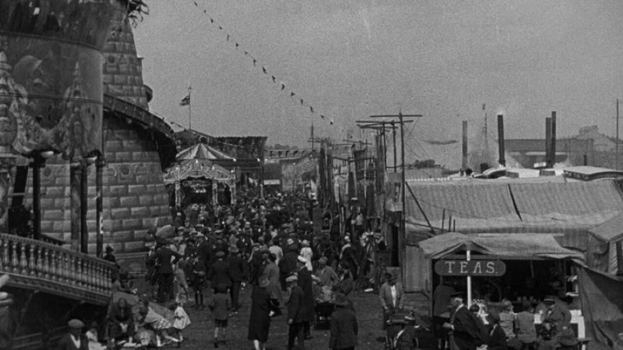 Backdrop image for movie Surrey Frolics on the Green