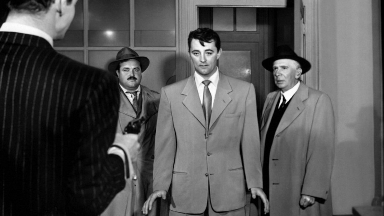 Backdrop image for movie The Racket