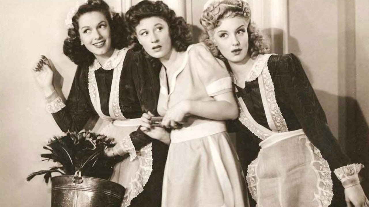 Backdrop image for movie Two Señoritas from Chicago